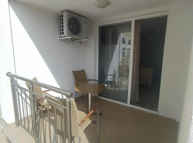 Апартамент Sunny Place *