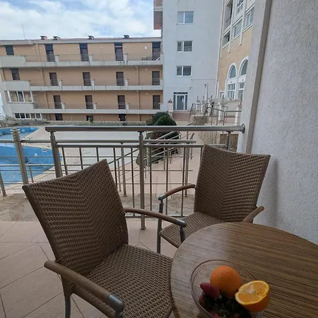 Sunny Place Apartment