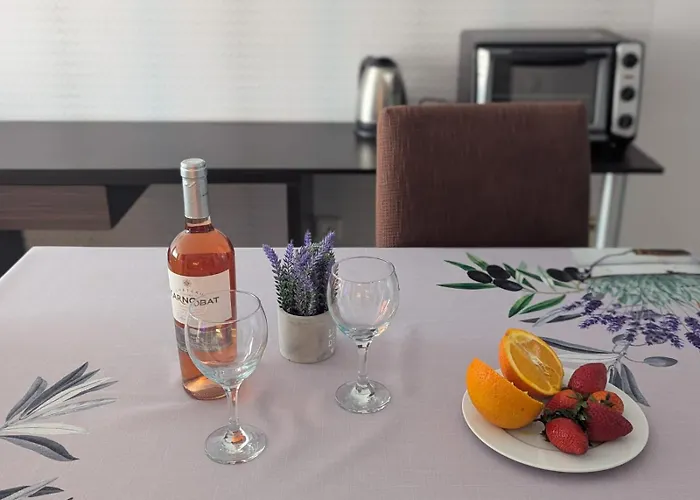 Sunny Place Apartment